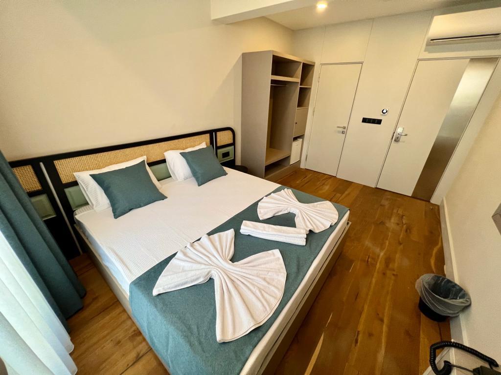 Coastline Boutique Hotel — 9