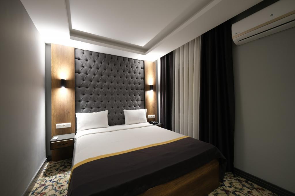 Eniza Hotel — 8