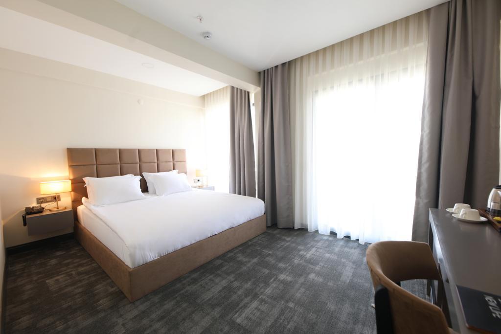 Daric Hotels — 2
