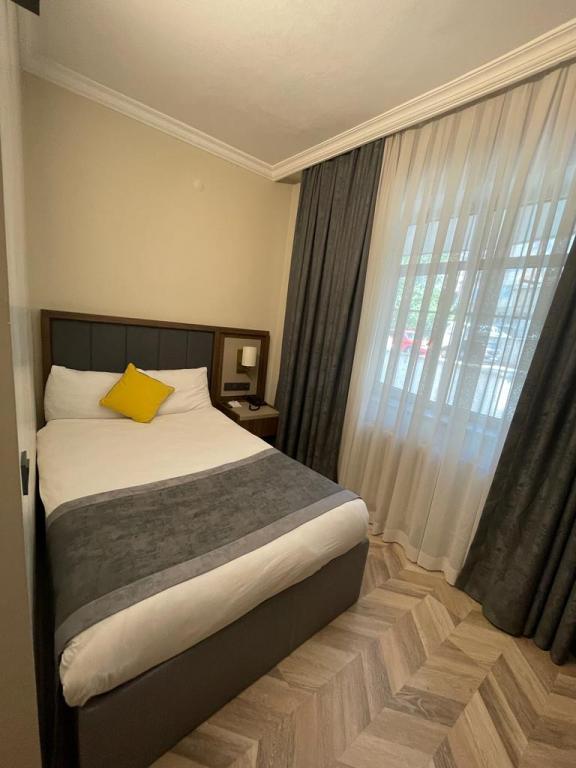 Uk Ankara Hotel — 7