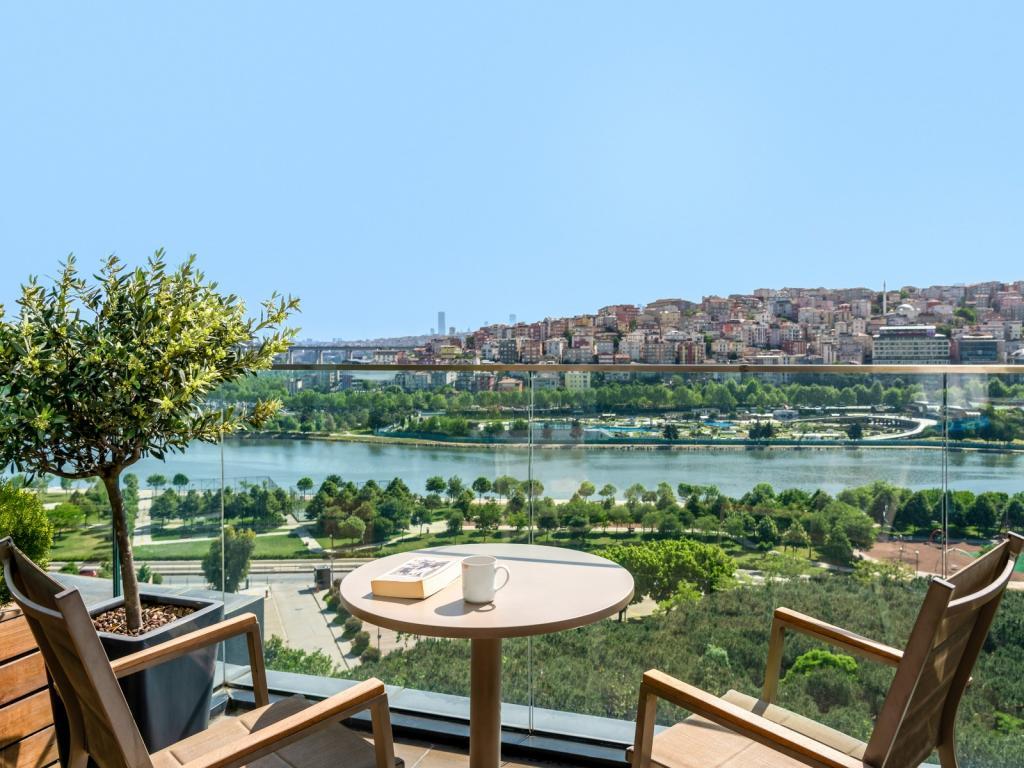 Mövenpick İstanbul Hotel Golden Horn — 8