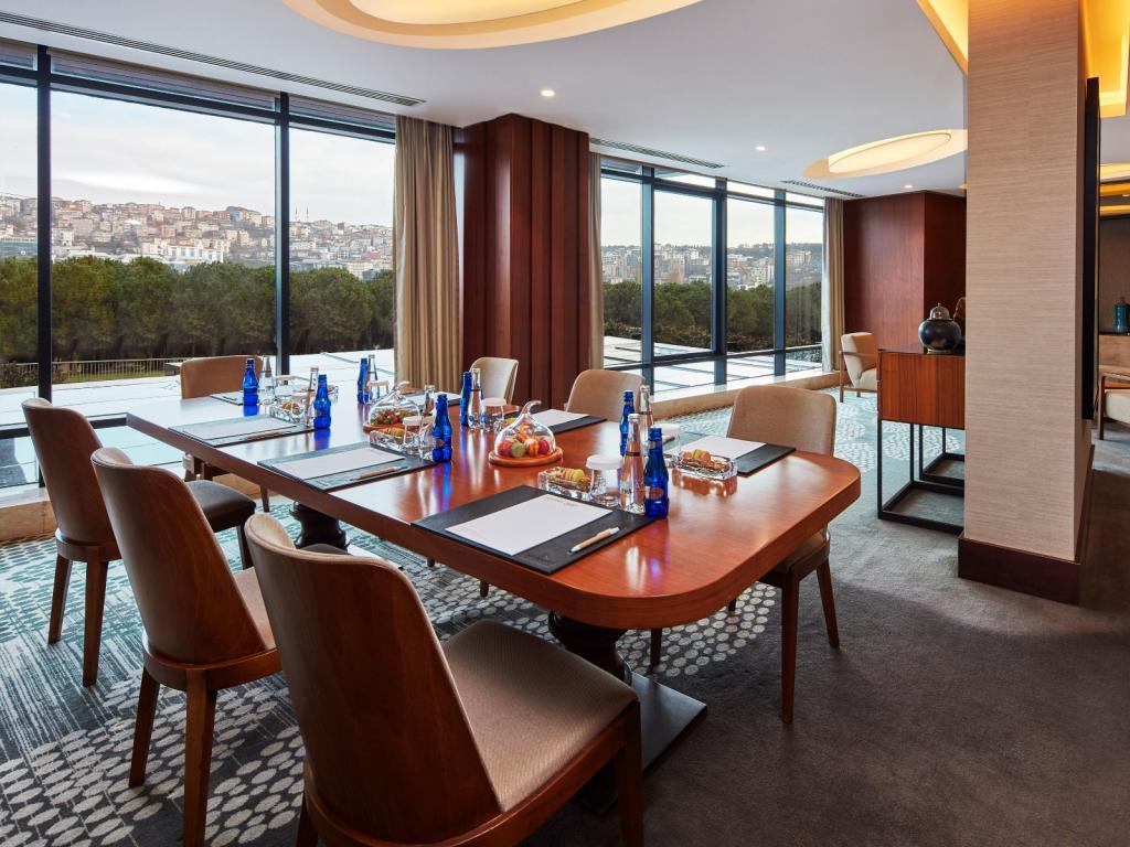 Mövenpick İstanbul Hotel Golden Horn — 10