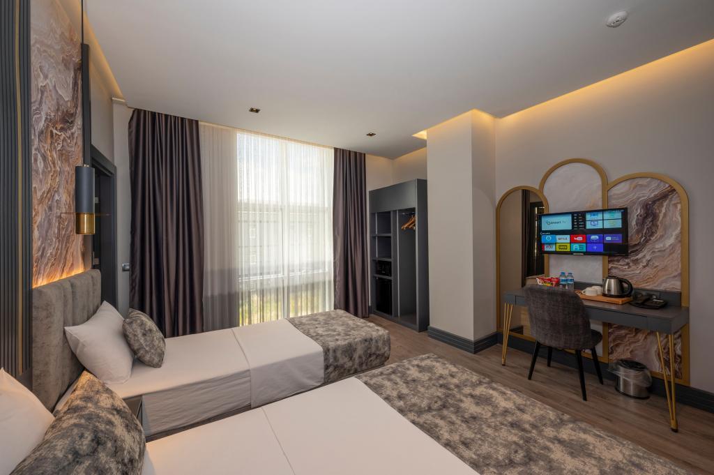 World Class Airport Hotel — 3