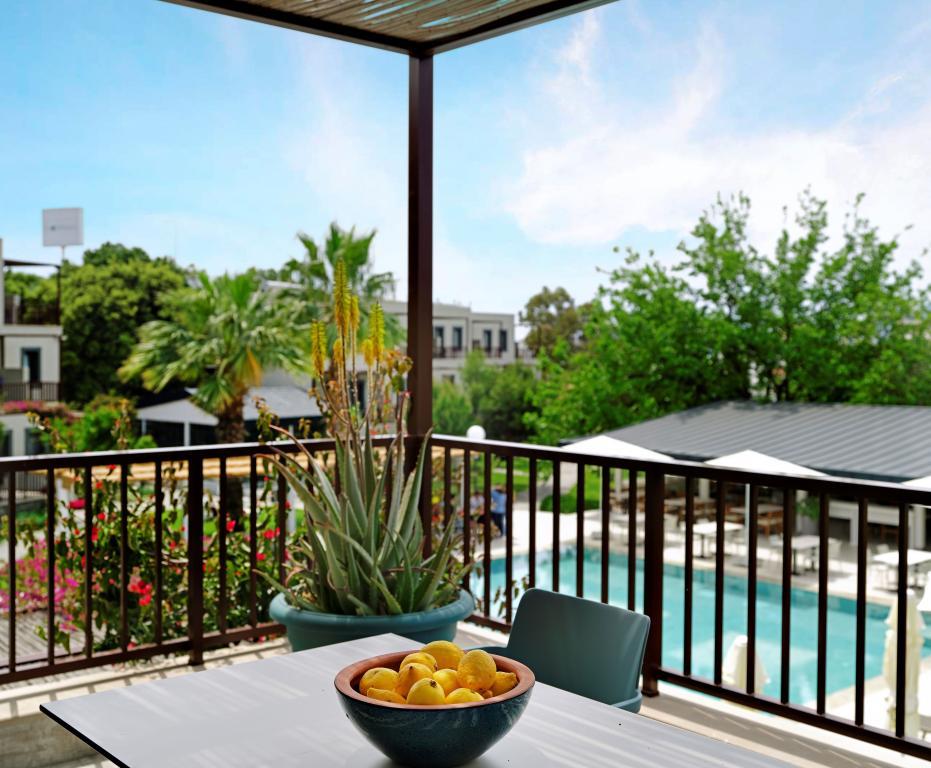 Dorman Suites Hotel — 6