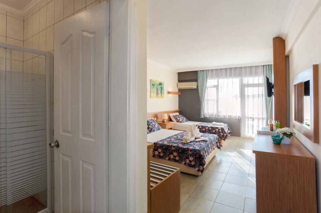 Aqua Nina Hotel — 8