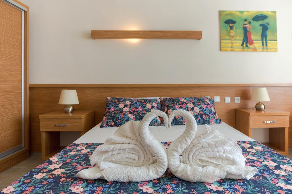 Aqua Nina Hotel — 9