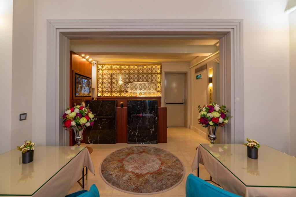 Blue Gilroy Otel — 3