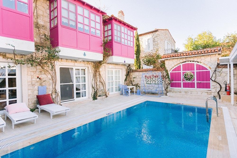Begonvilby Aliki Butik Otel Alaçatı