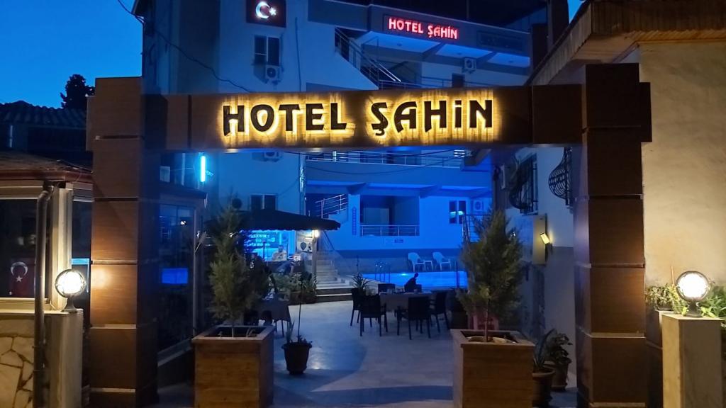 Hotel Şahin Pamukkale — 4