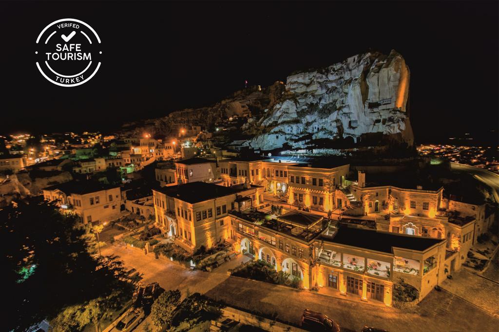 Fresco Cave Suites