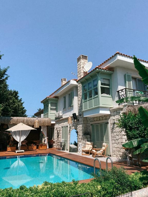 Ella Alaçatı Otel