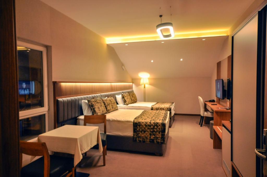 Özkaya Otel — 10