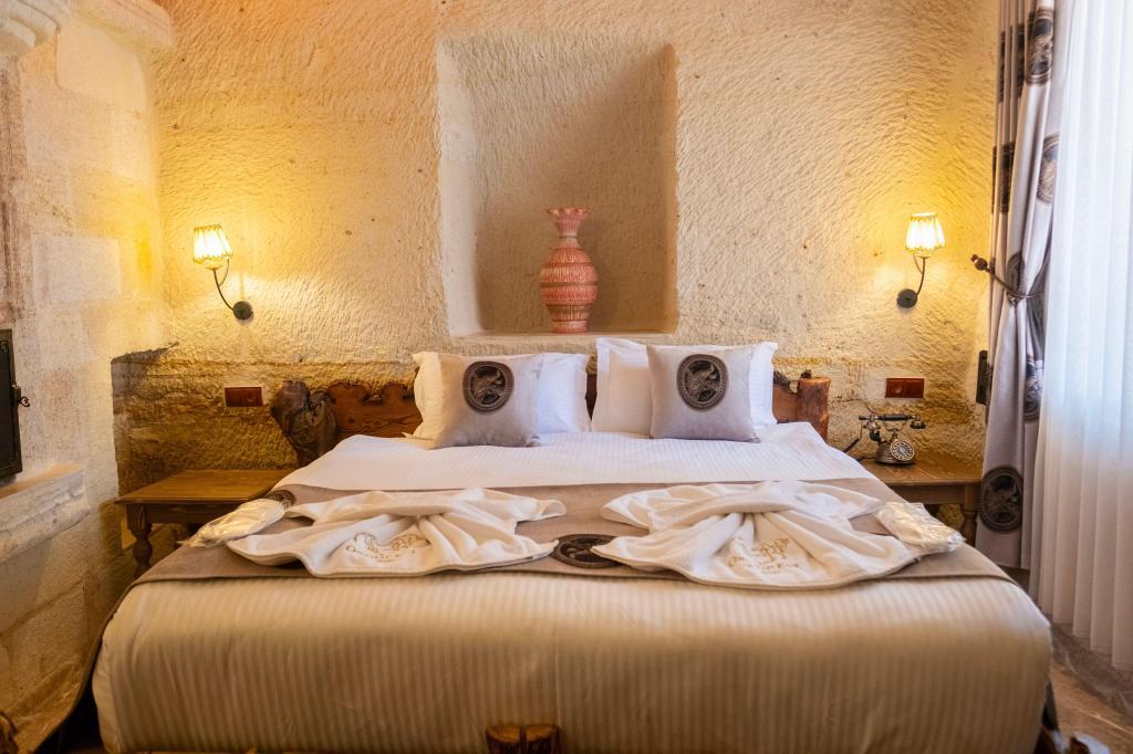 Ürgüp Evi Cave Hotel — 2