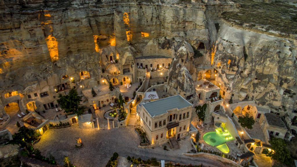 Yunak Evleri Cave Hotel