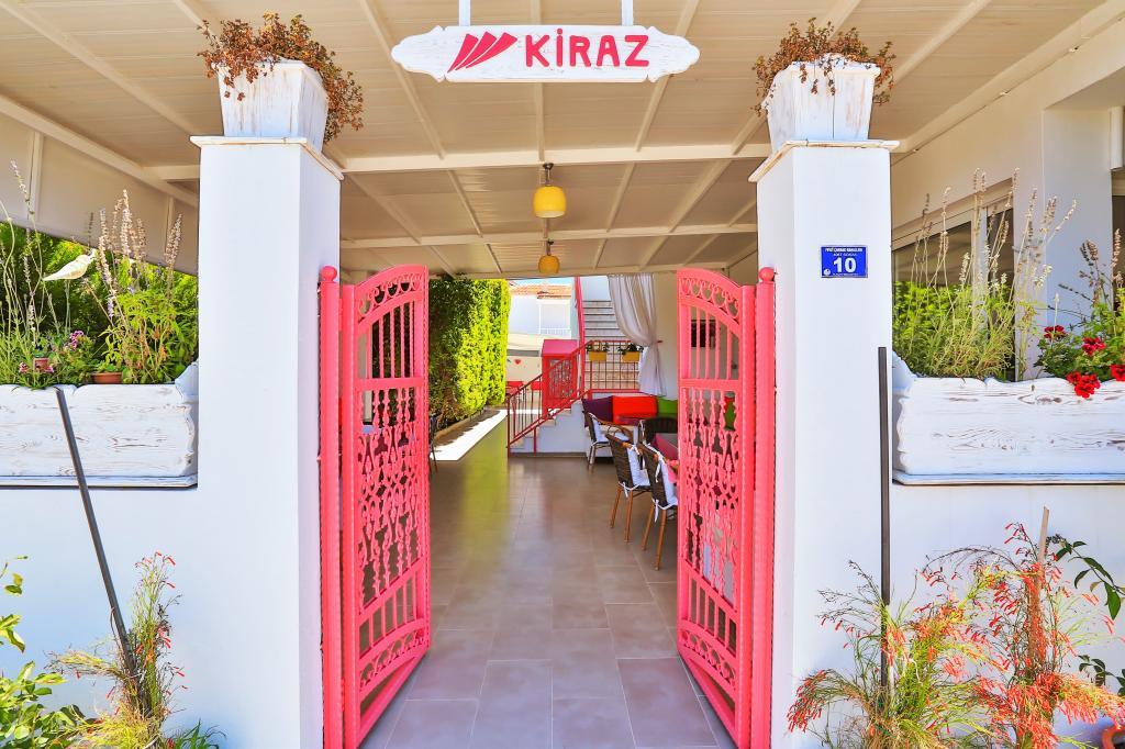 Kiraz Otel Alaçatı