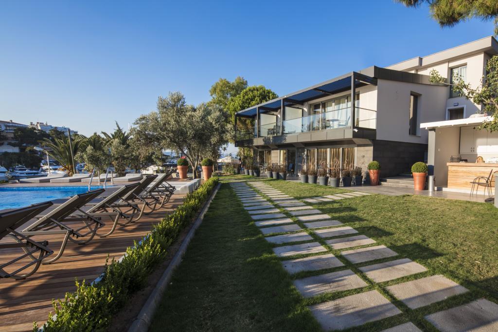 Kübana Hotel