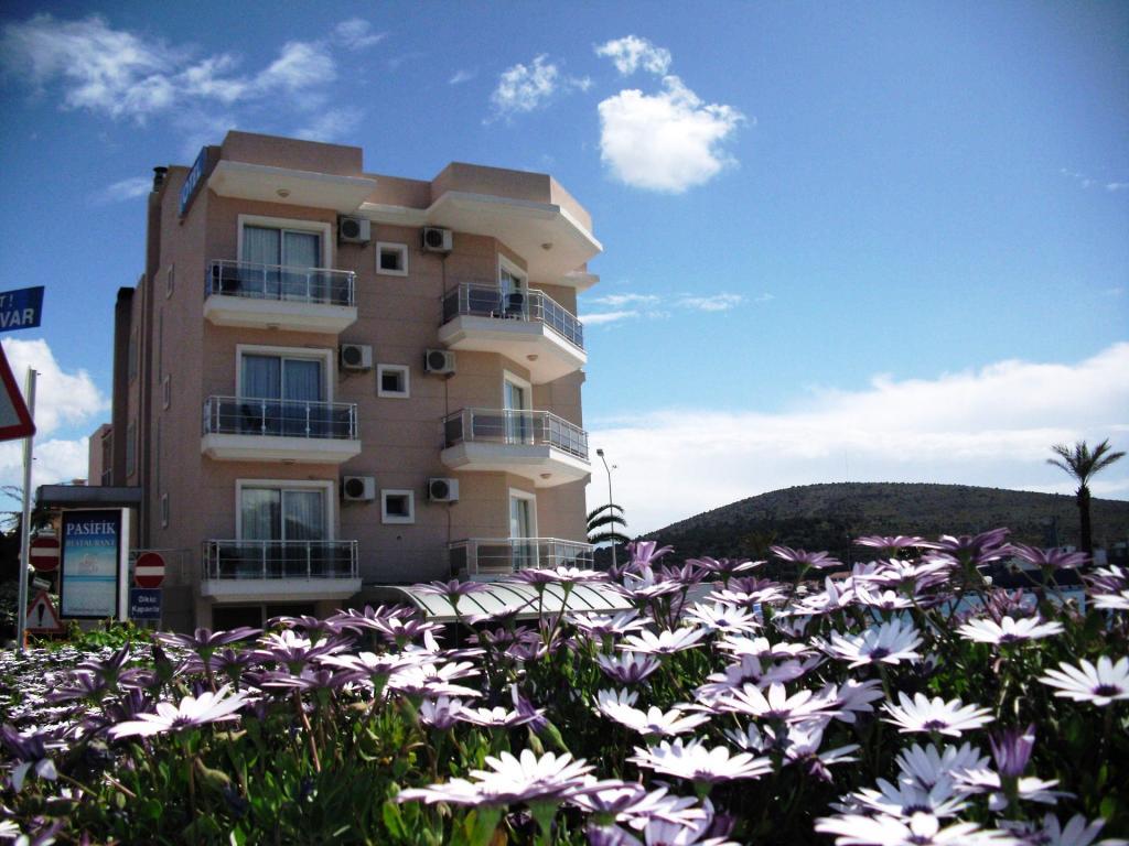 Pasifik Otel Çeşme