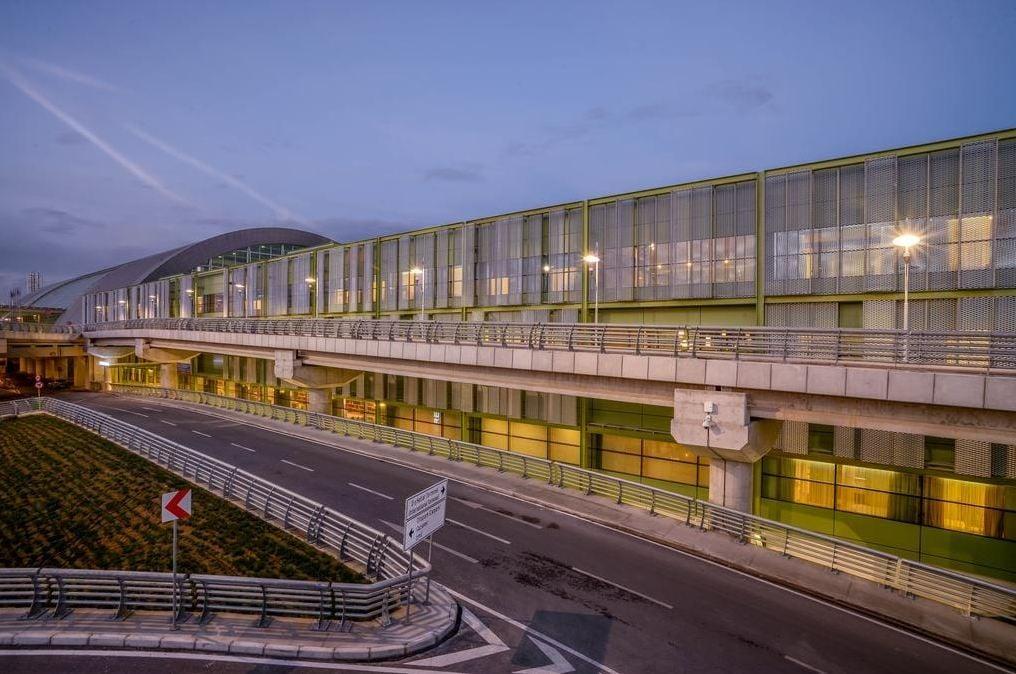 Tav Airport Hotel İzmir