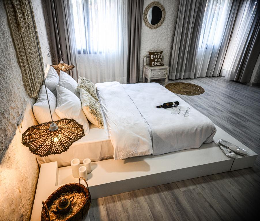 Bedroom Hotel Alaçatı — 6