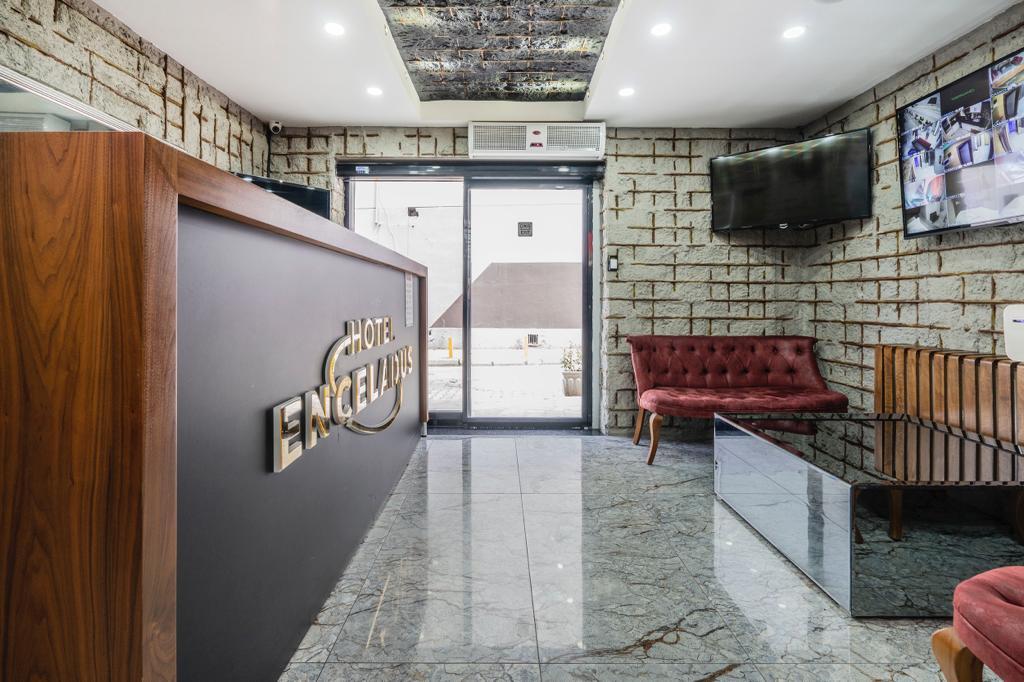 Hotel Enceladus — 2