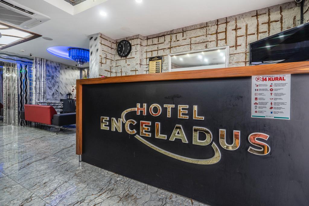 Hotel Enceladus — 7