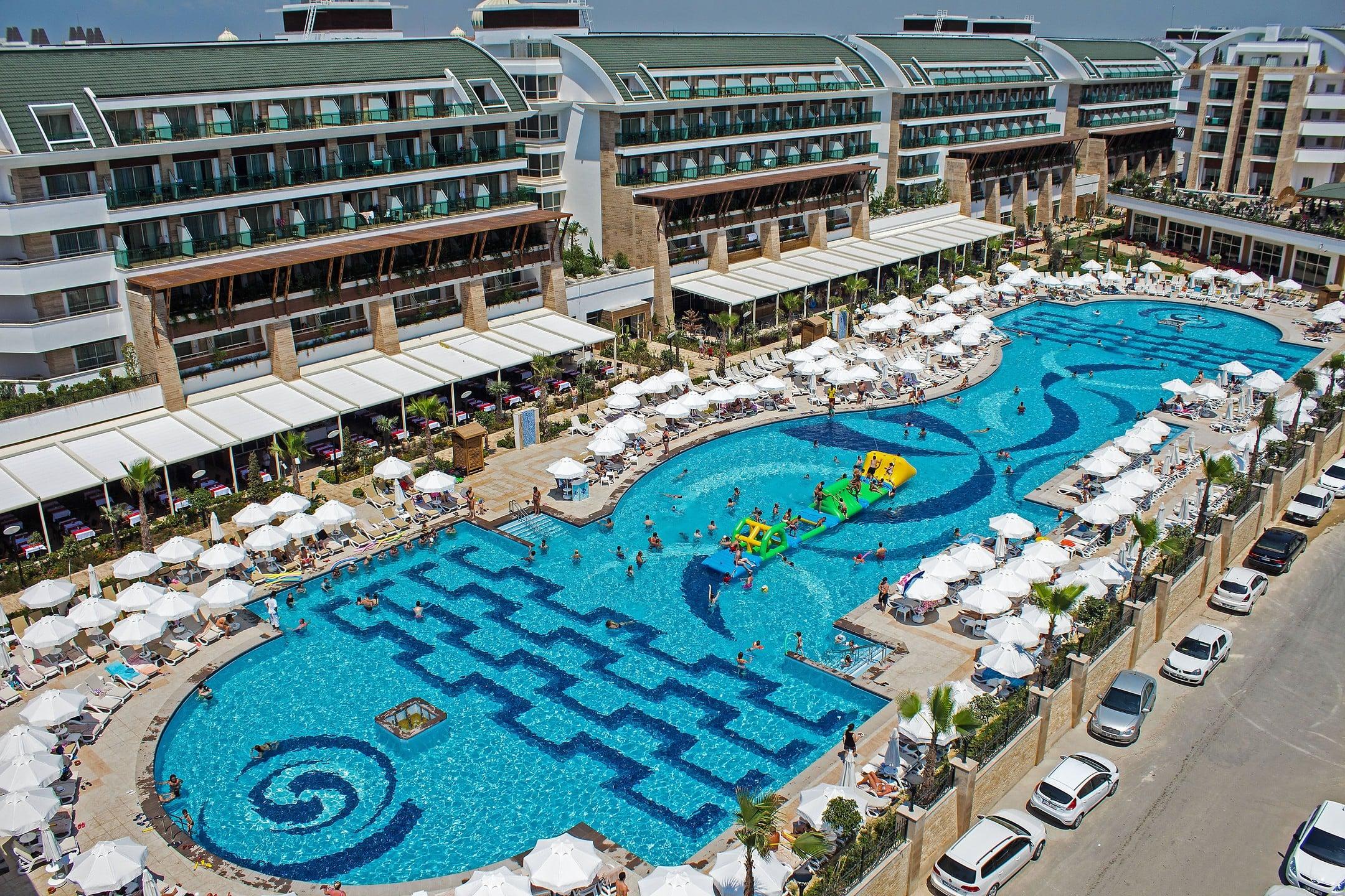 Crystal Waterworld Aqua Collection
