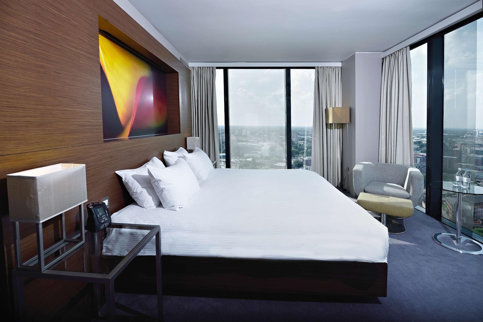 Hilton Manchester Deansgate — 10