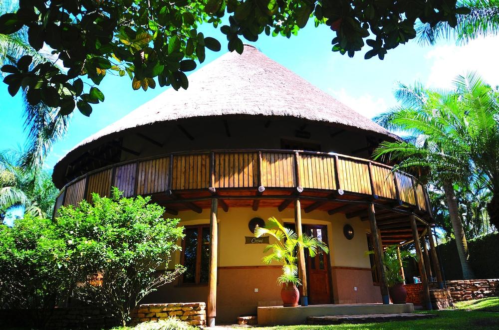 Speke Resort Munyonyo — 2