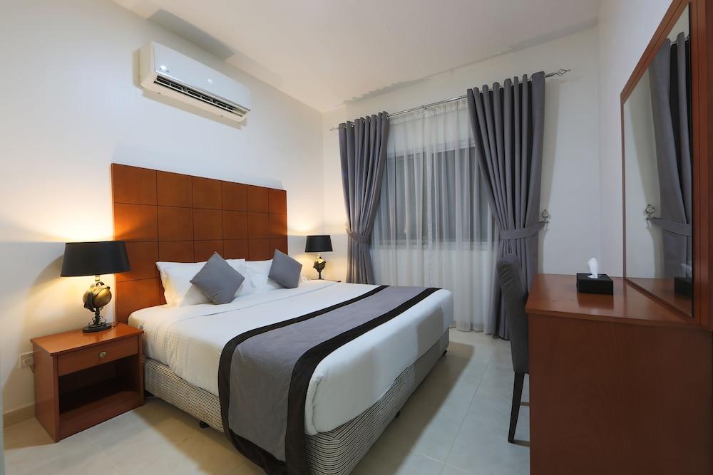 Nova Park Hotel — 10