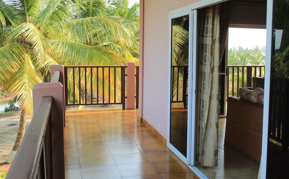 Bojo Beach Resort 1195668 — 8