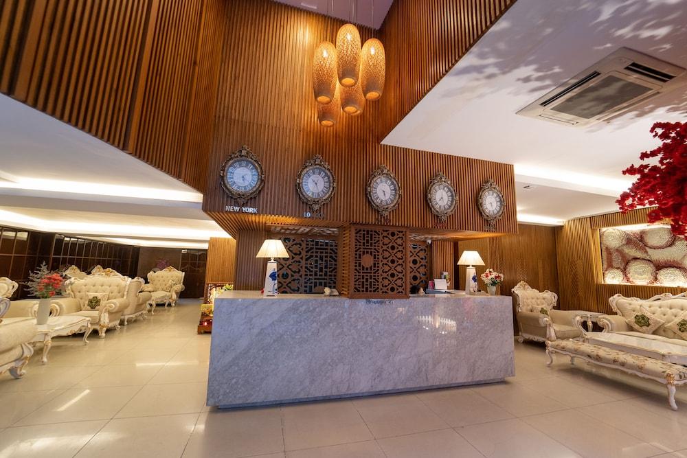 A&EM Hotel 8A Thai Van Lung — 6