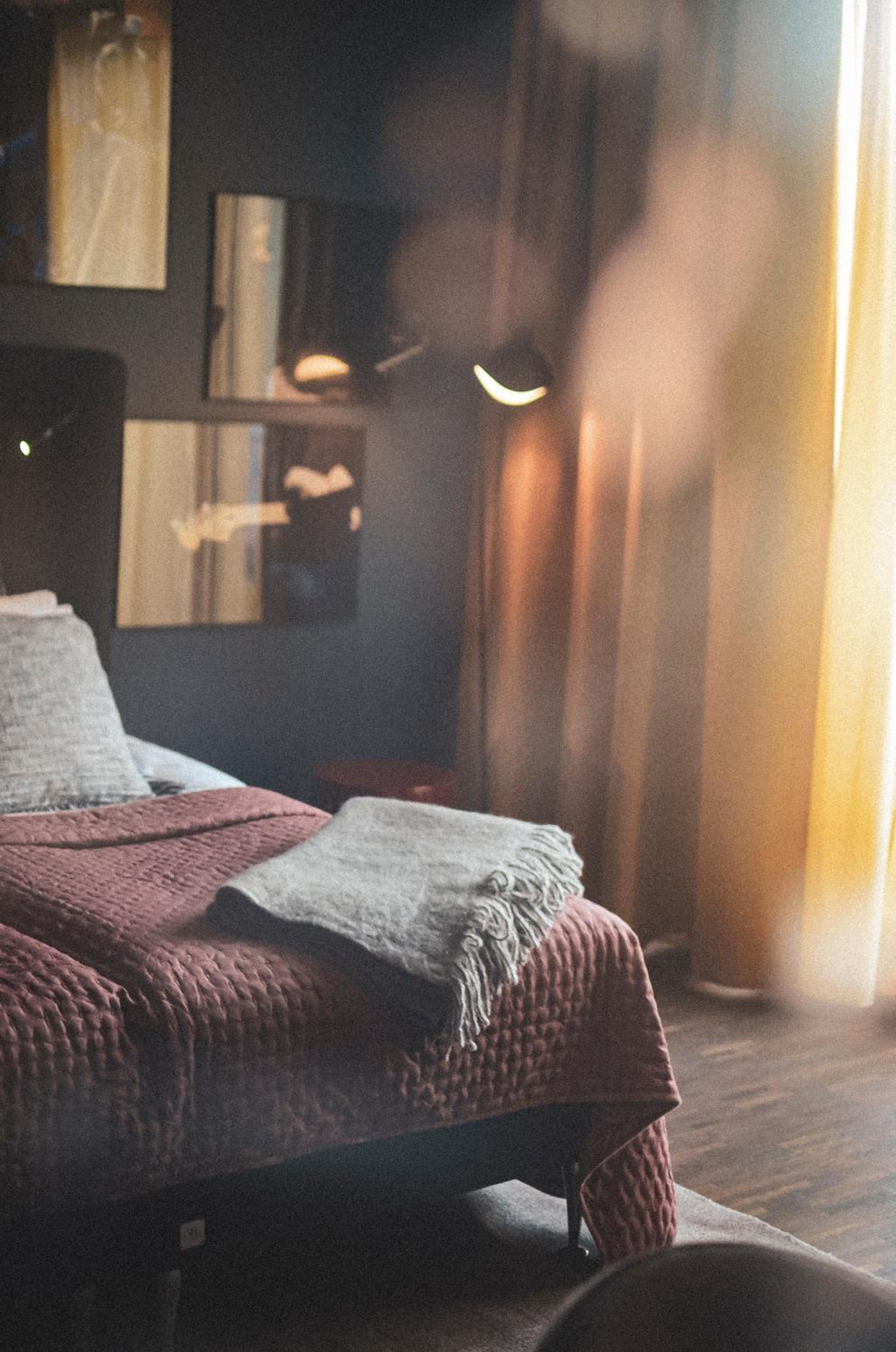 Grand Plaza Hotel — 7