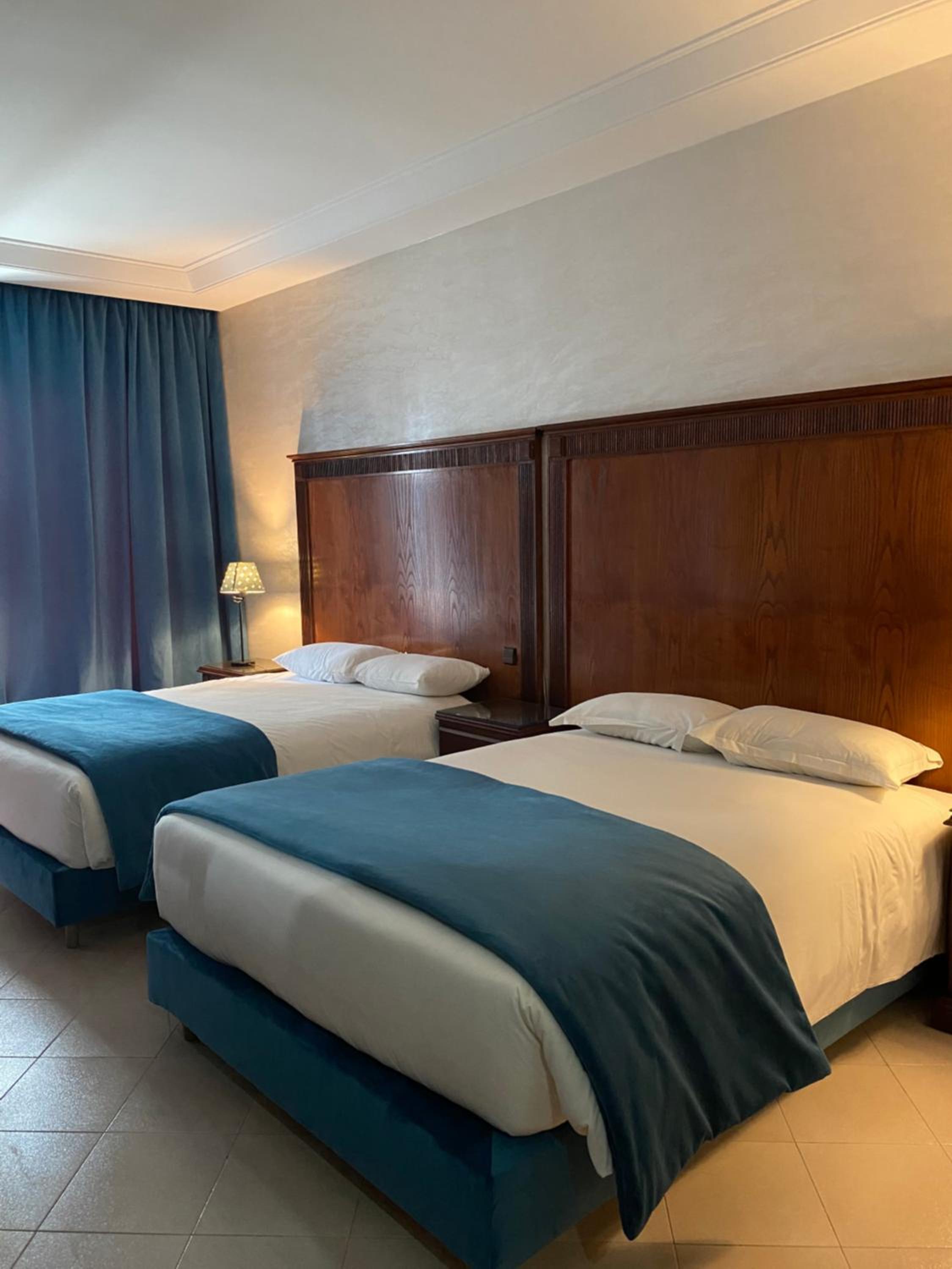 AZUR HOTEL — 8