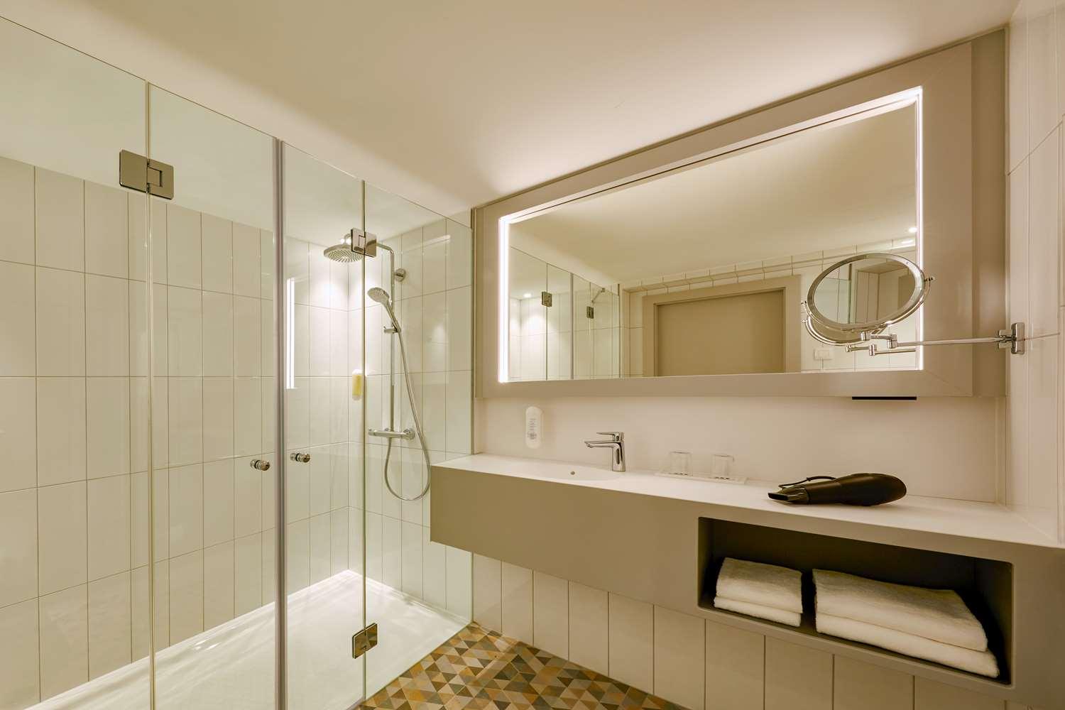 H+ Hotel Wien — 6