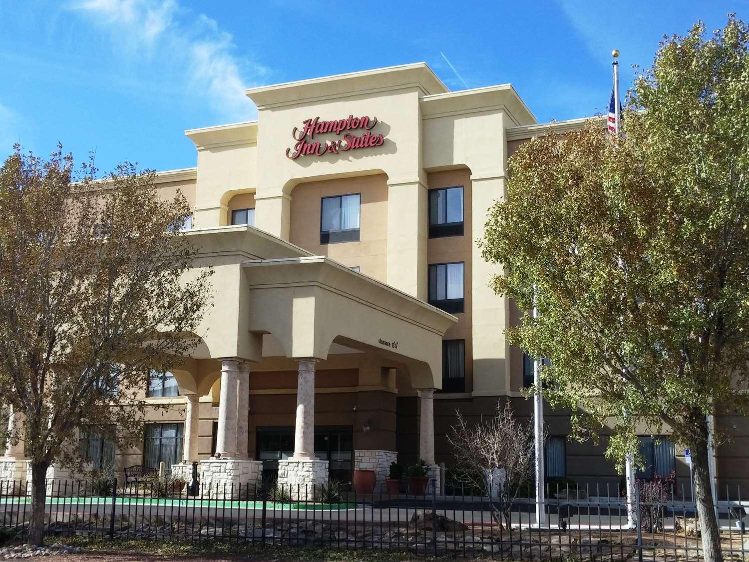 Hampton Inn and Suites Albuquerque-Coors Road — 2