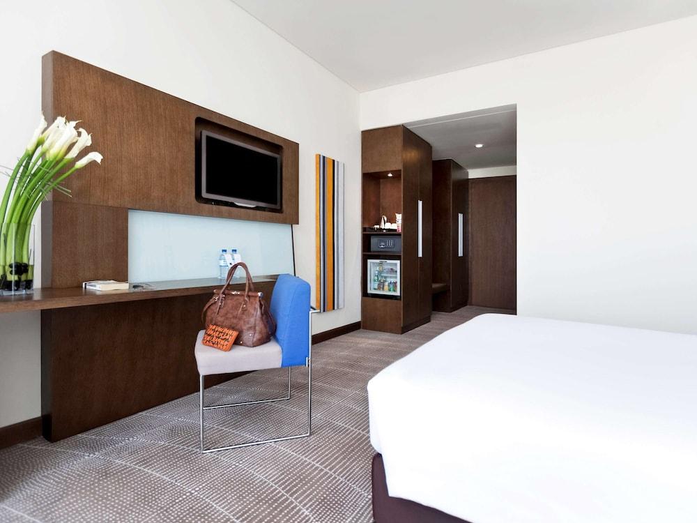 Novotel Abu Dhabi Gate — 8