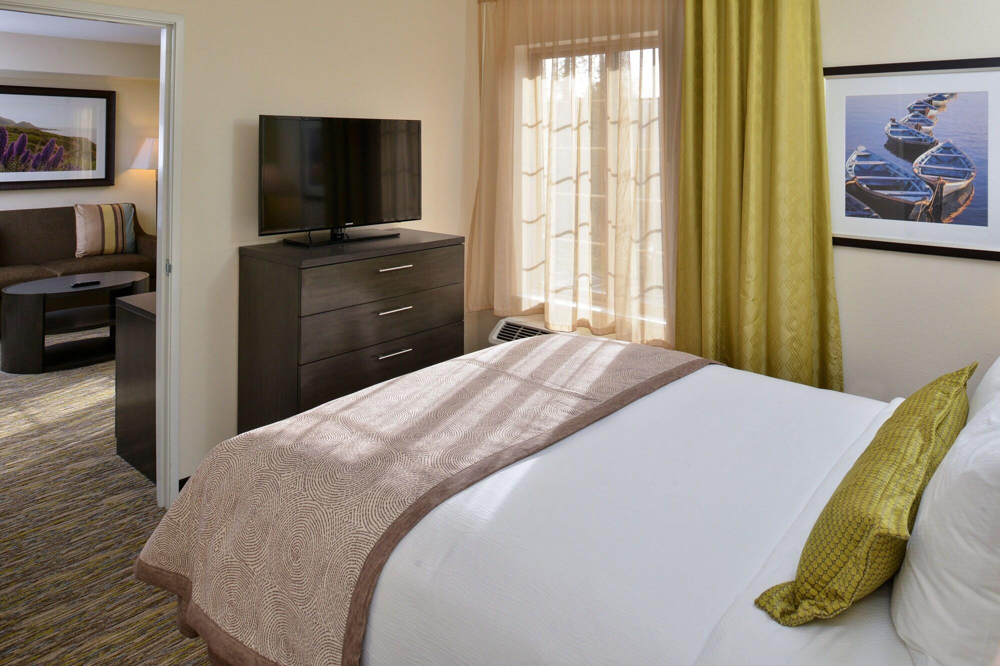 Candlewood Suites Eugene Springfield — 7
