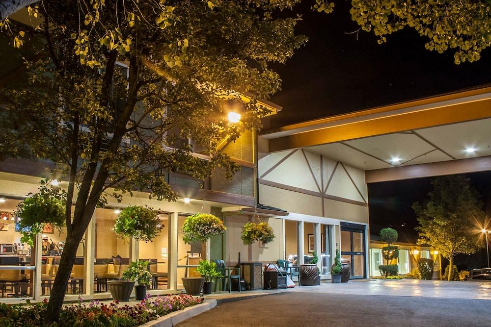 Comfort Inn & Suites Ashland, OR