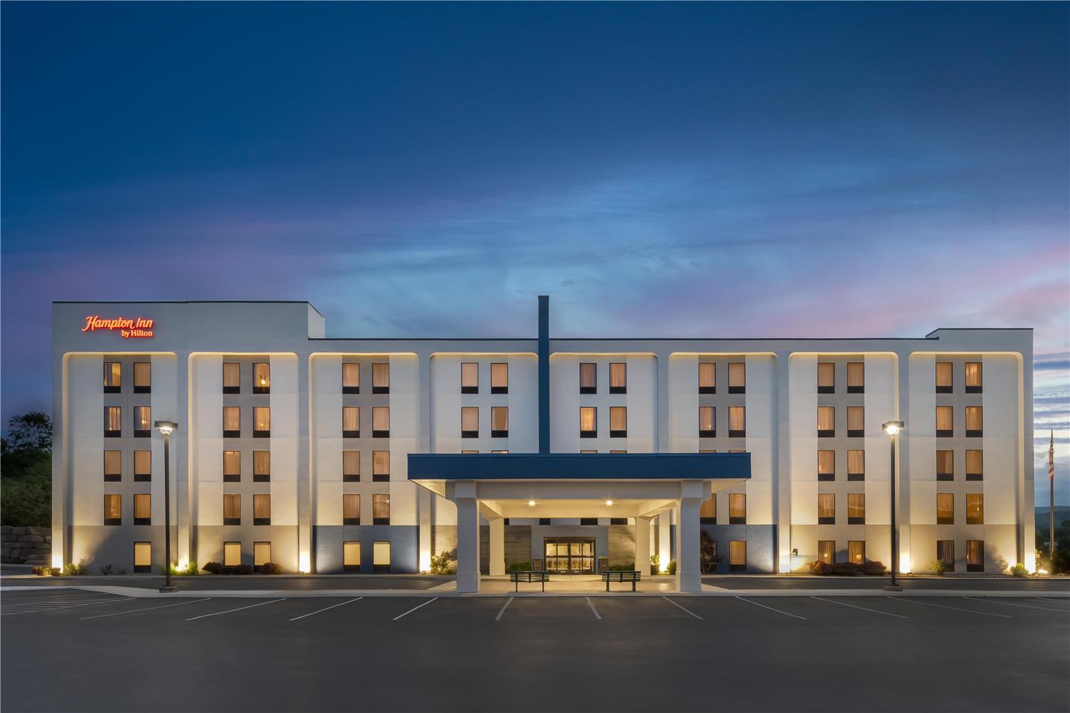 Hampton Inn Altoona — 5