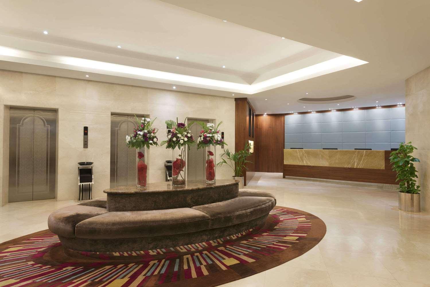 Ramada by Wyndham Abu Dhabi Corniche — 3