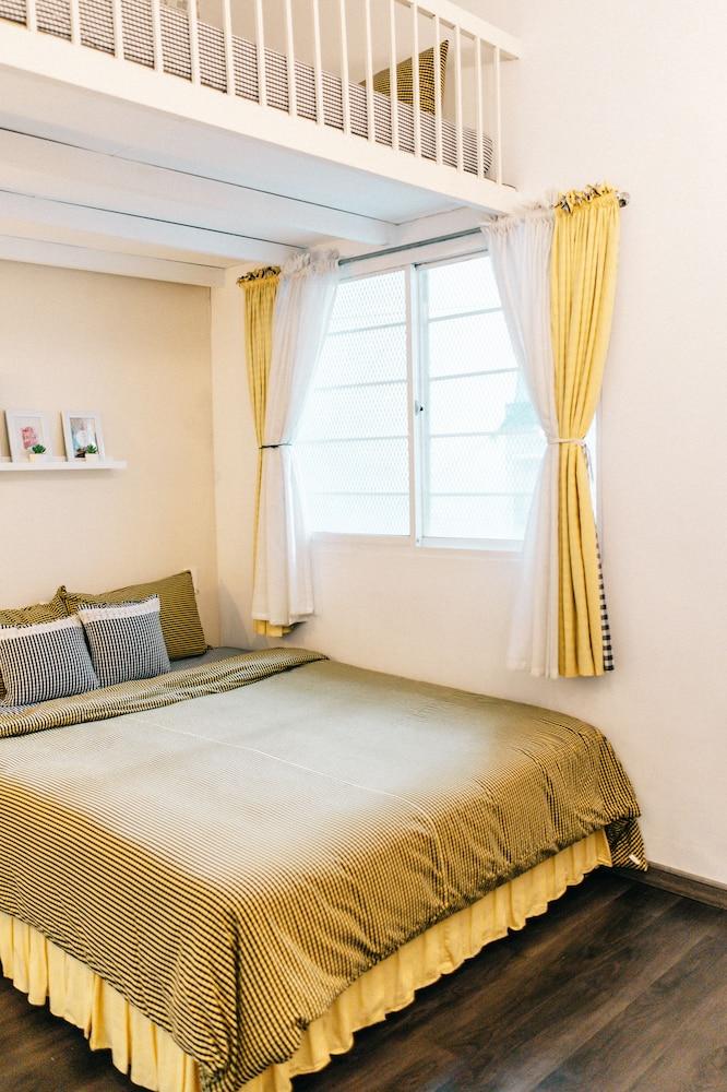 Lily's Hostel — 8