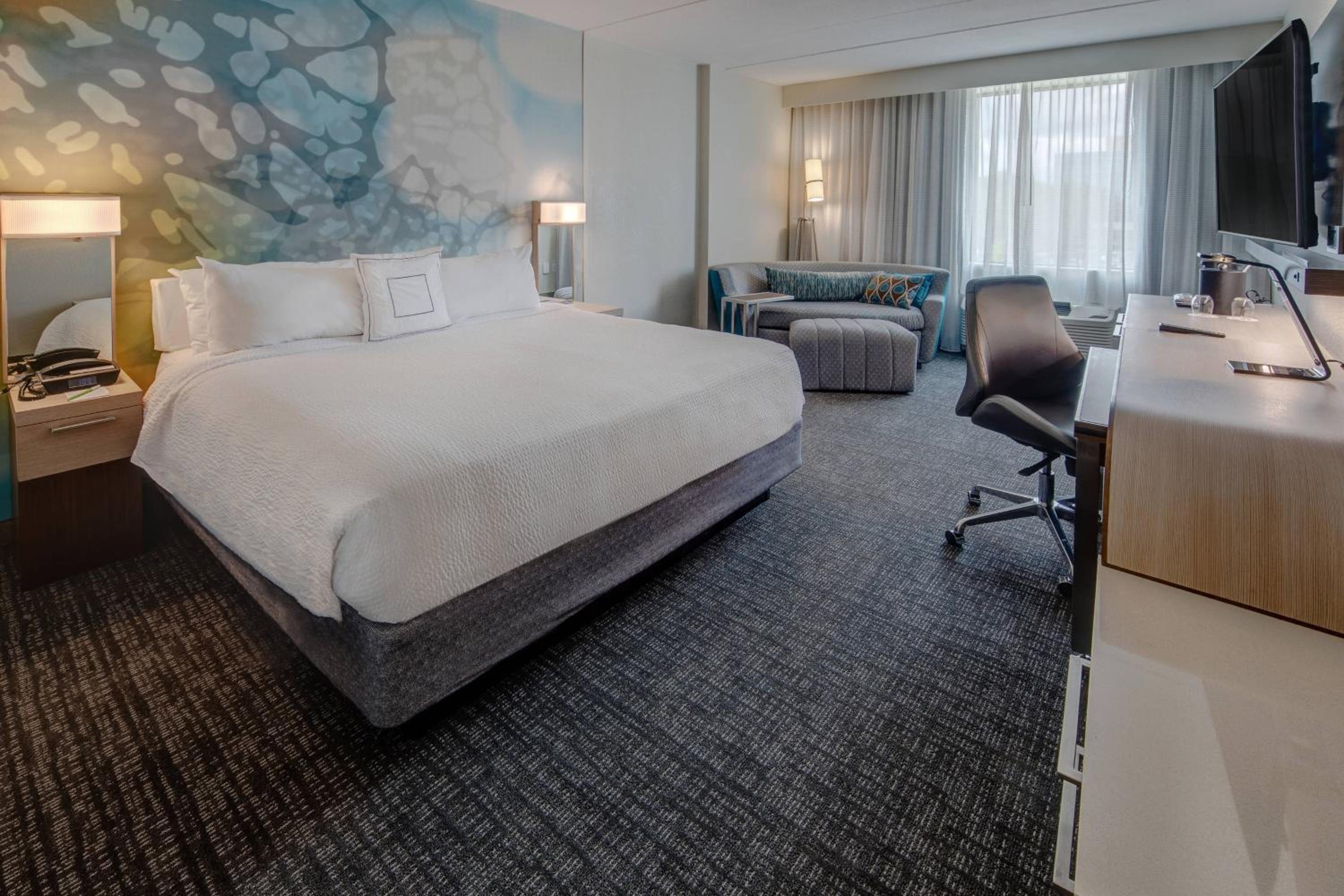 Courtyard By Marriott Dulles Airport Herndon — 9