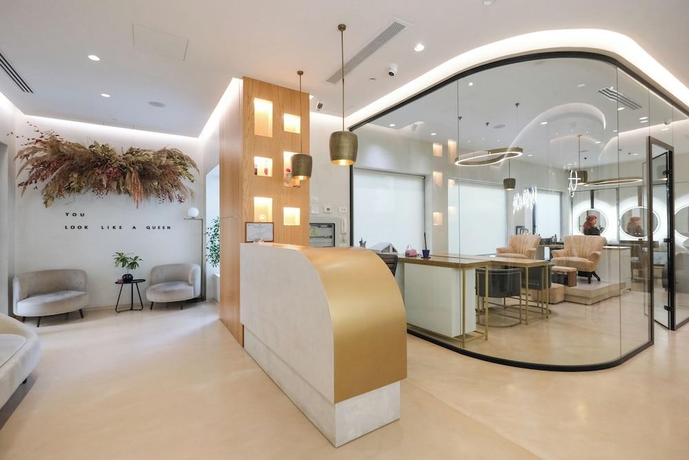 GOLDEN CITY HOTEL — 8
