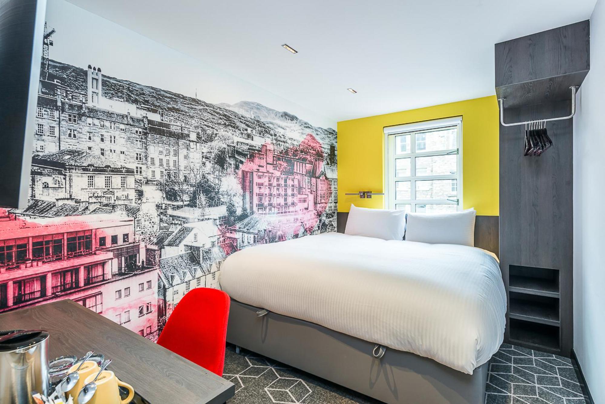 Km Hotel — 4