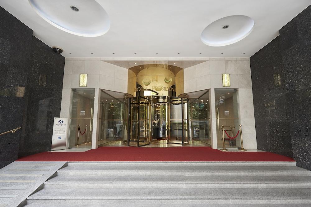 PRESIDENT HOTEL — 6