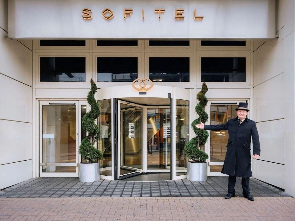 SOFITEL LONDON GATWICK — 7