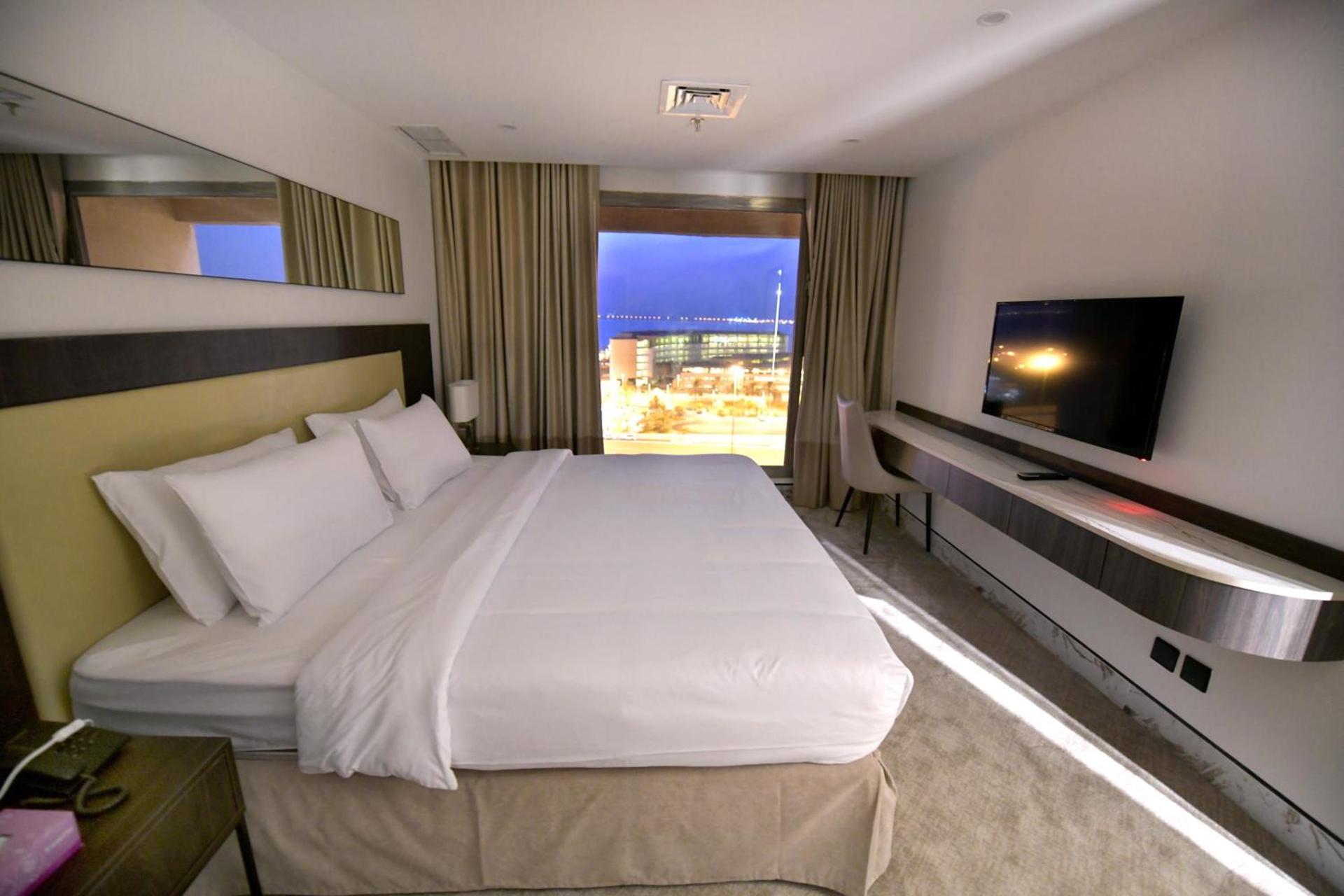 Carlton Tower Hotel — 5