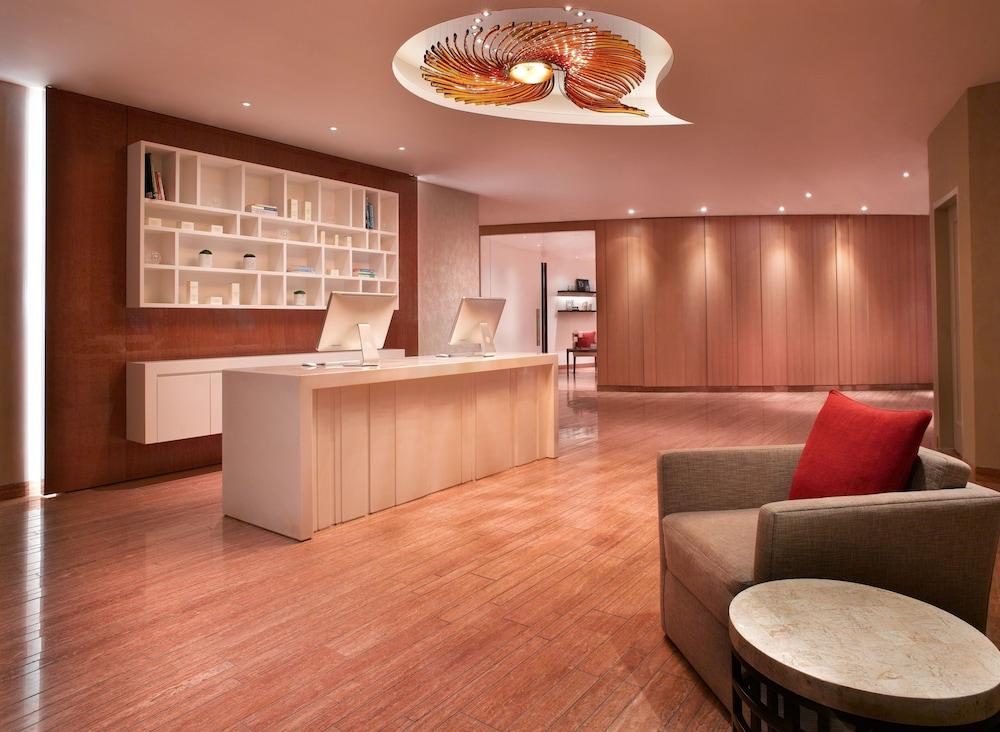 Grand Hyatt Residence — 6