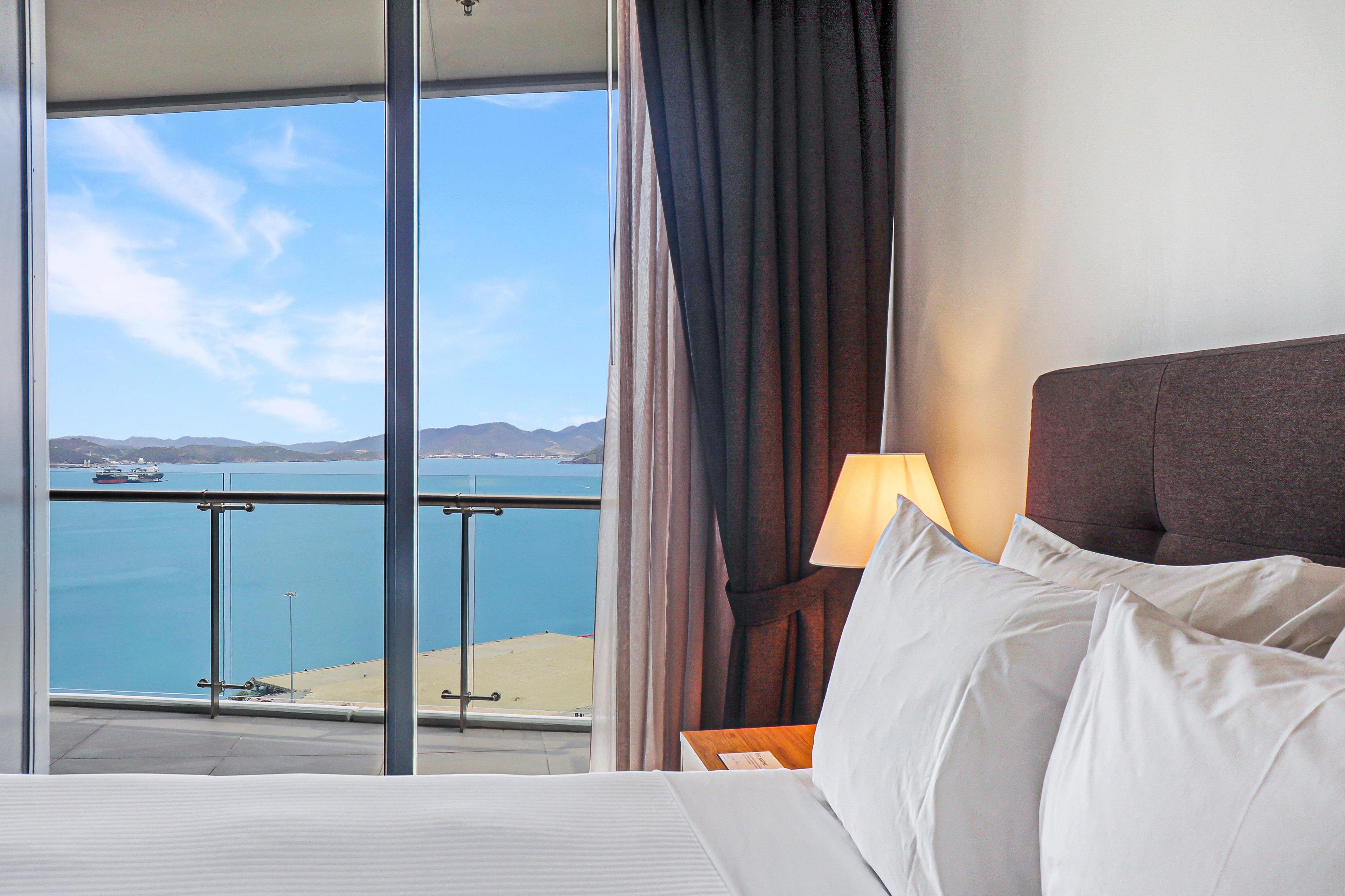 Crowne Plaza Residences Port Moresby — 10