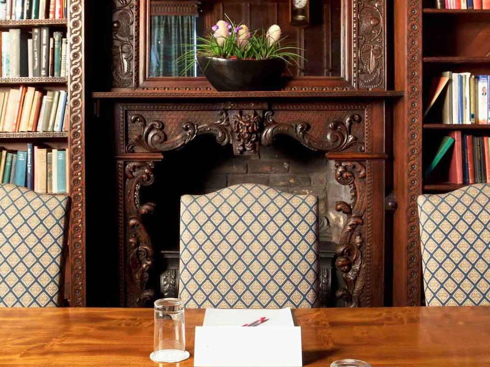 MERCURE YORK FAIRFIELD MANOR HOTEL — 4